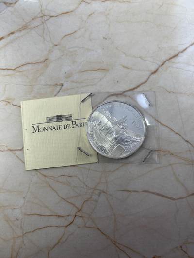 第190期拍卖 - 法国1997年100法郎/15欧元双面值精制银币 欧洲著名地表-卢森堡瓦茨拉夫城墙 22.2克900银 发行量：2万 带证