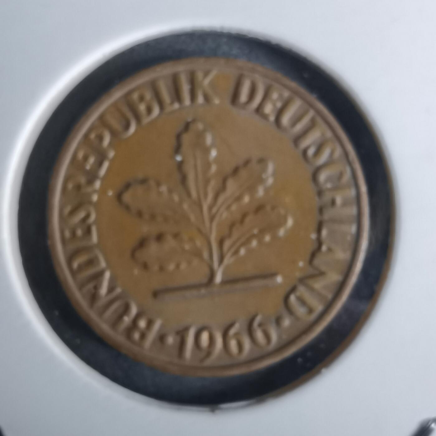 沼泽如烟--第984场 德国1966年2芬尼