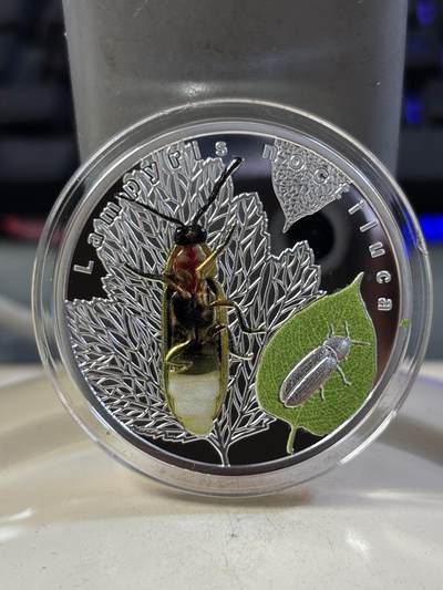 第190期拍卖 - 纽埃2017年1元精制荧光银币 萤火虫 17.51克999银 发行量：999 盒证全