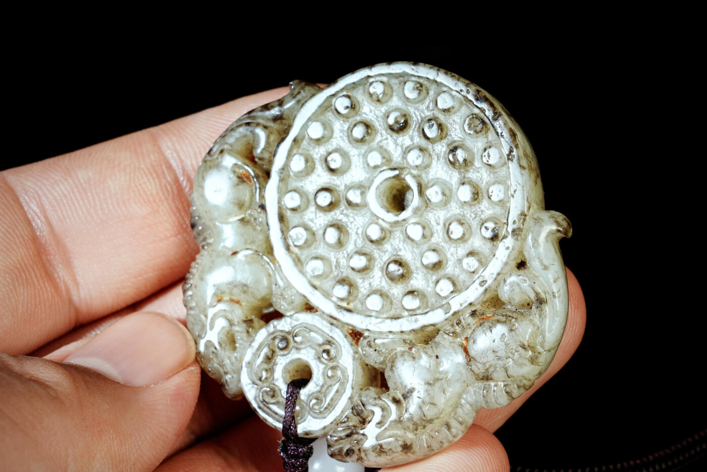 上海都达杂项专场十九（全场包邮） 和田古玉双龙护主挂件90-25