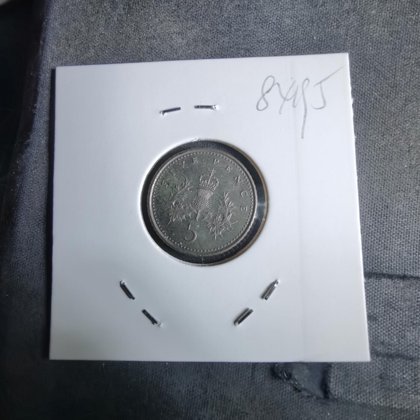 沼泽如烟--第984场 英国2002年5便士