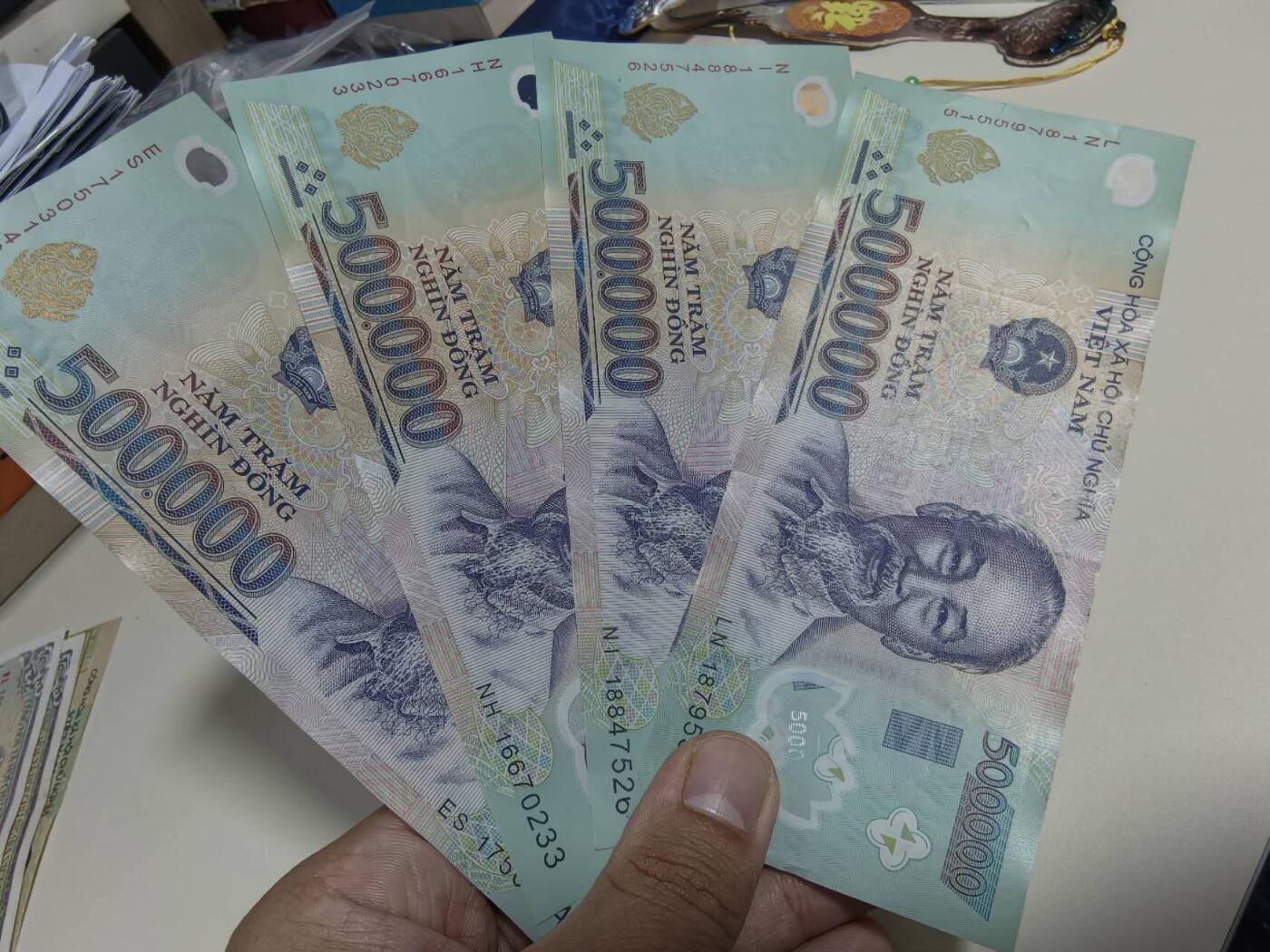 春节钱币瓷器清货捡漏拍场