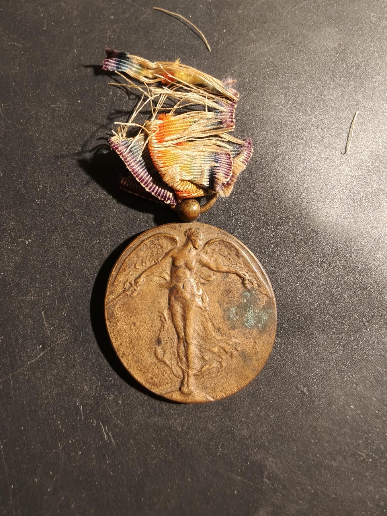 老王徽章第180期