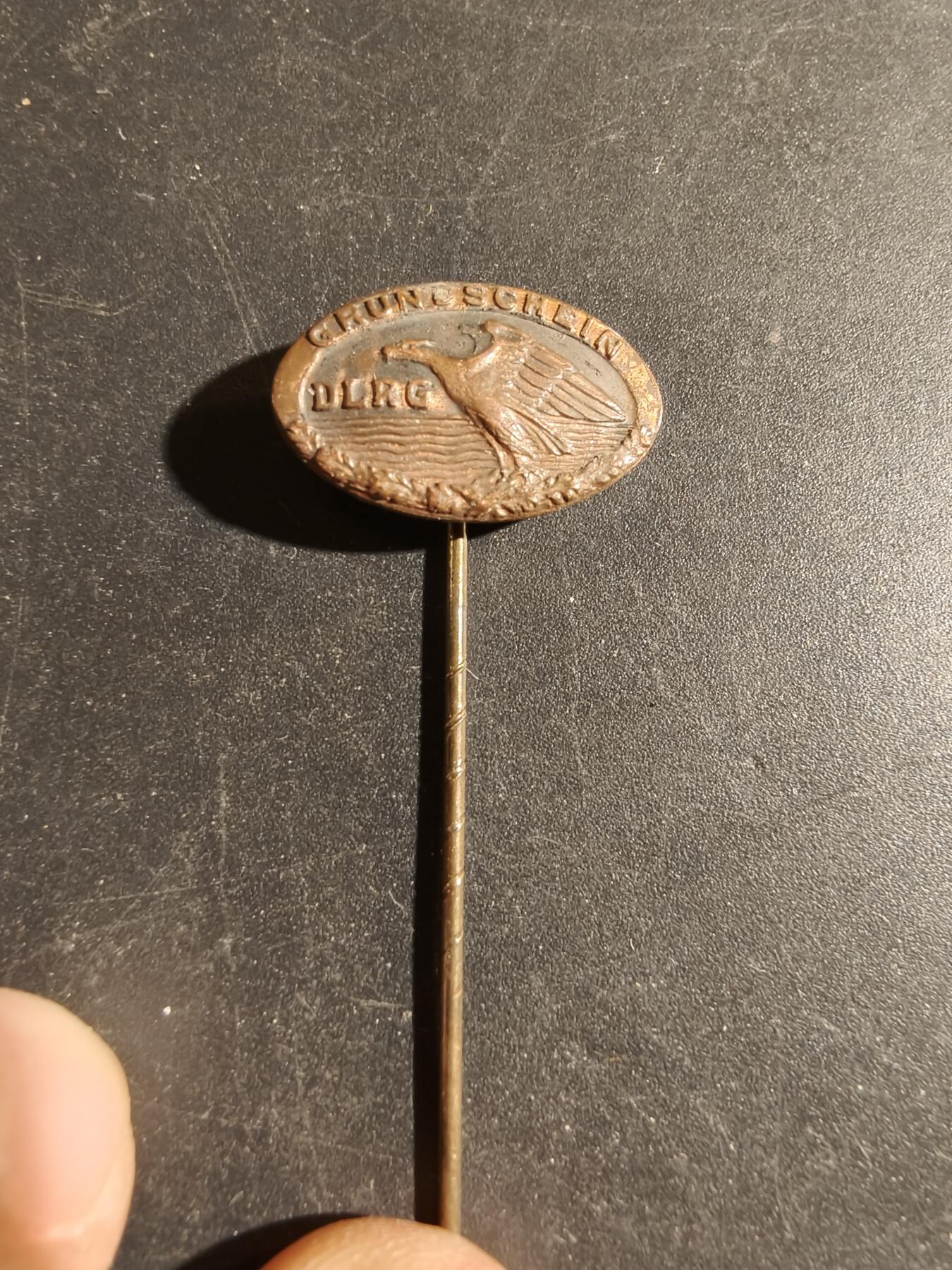 老王徽章第180期 德国救生协会针插