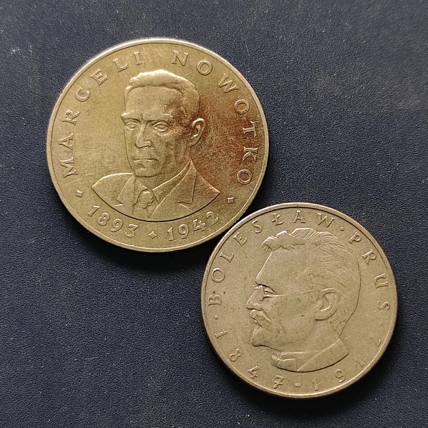 【全场包邮】纯粹捡漏拍500场-持续更新中 波兰1976-1977年英雄人物2枚一组