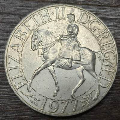 【本场4.12号发货】★第145★散币专场 不寄存，30包邮。不满30元，支付5元运费。《接受代拍 代送NGC评级》 - 89【无寄存】英国1977年 伊丽莎白二世女王登基25周年 25便士镍币