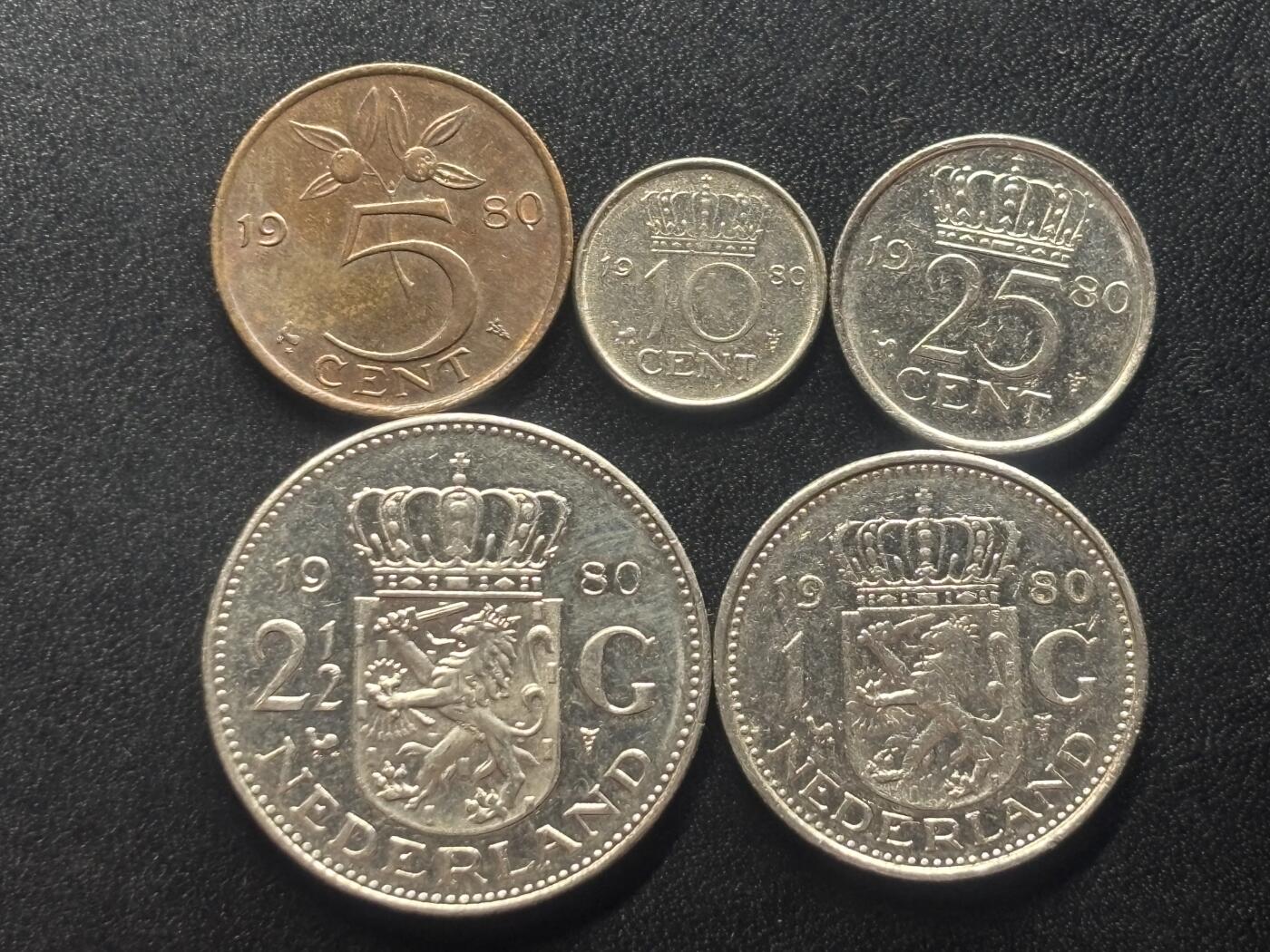 邮泉阁限时拍卖第四十一场（硬币在国外。请付邮费6元。） 荷兰1980年5枚