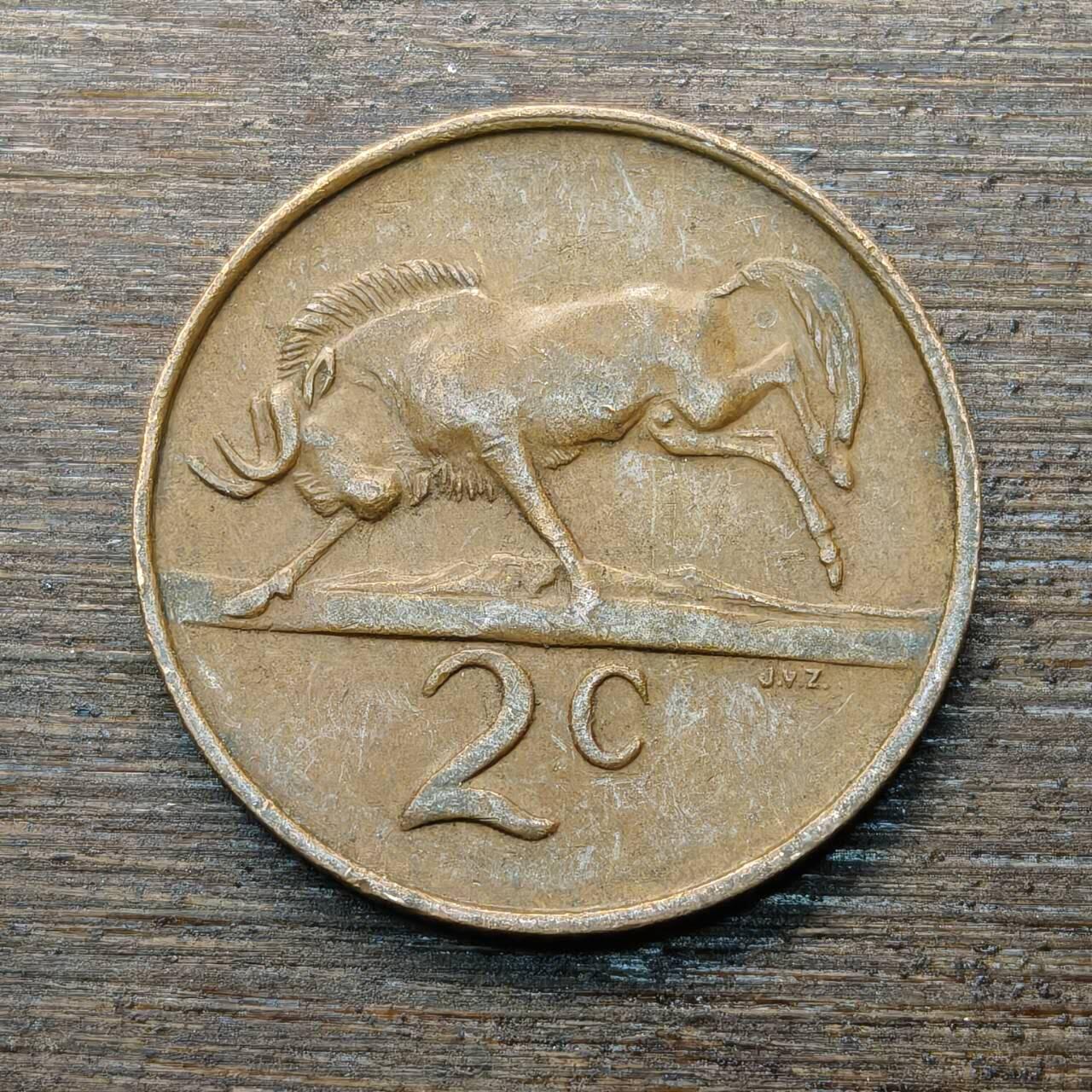 【铜匠收藏】★第146★散币专场 不寄存，30包邮。不满30元，支付5元运费。《接受代拍 代送NGC评级》 34【无寄存】南非 1981年 2分 铜币 角马