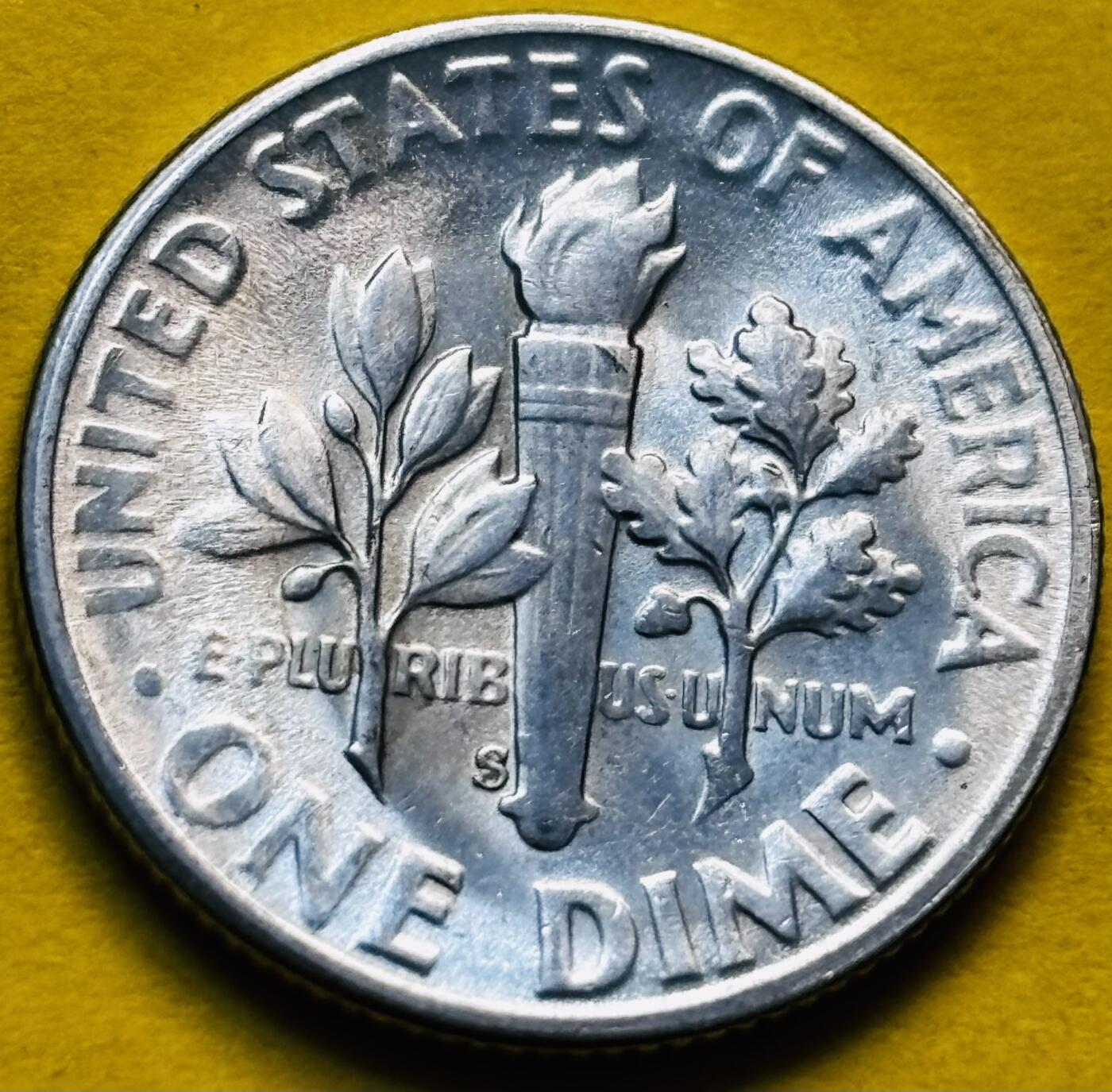 文馨钱币收藏第 293 场，春节前最后一期全部发出，将不予寄存，请悉知 原光好品 1955 年美国罗斯福 10 美分银币 S 版 2.5 克 900 银