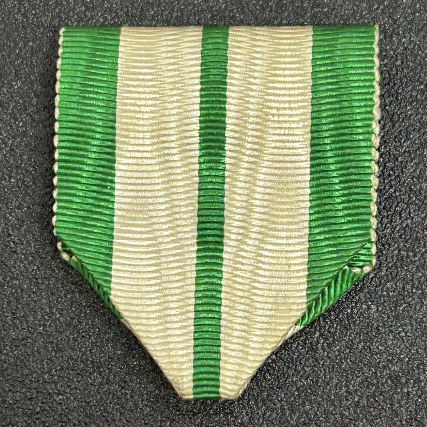 西秦中古拍卖第七十五期 不忘历史·抗战收藏 日本帝都复兴纪念章绶带