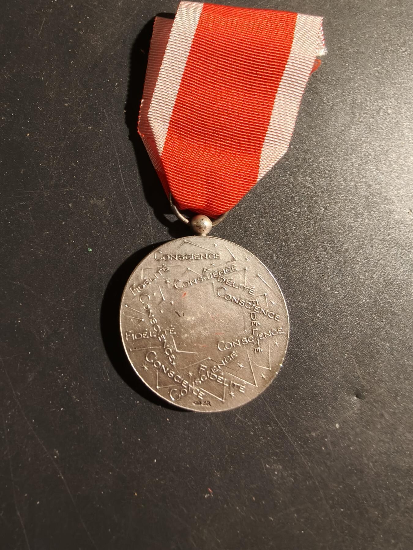 老王徽章第180期 法国银级鲁昂工业协会奖章