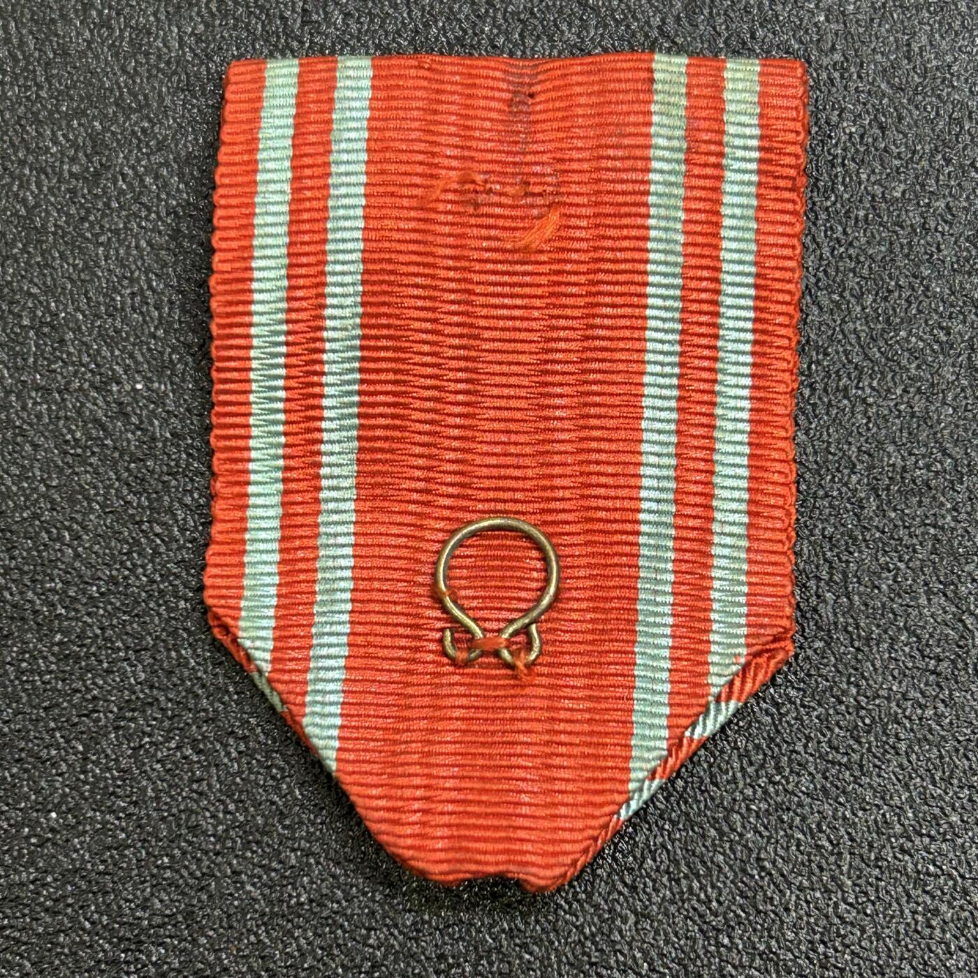 西秦中古拍卖第七十五期 不忘历史·抗战收藏 抗战时期 日本红十字奖章绶带