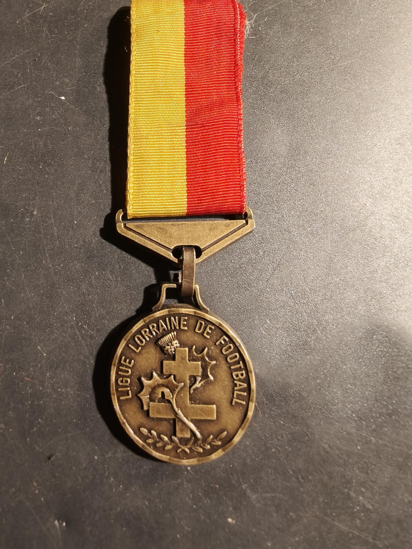 老王徽章第180期 法国洛林足球联盟纪念章