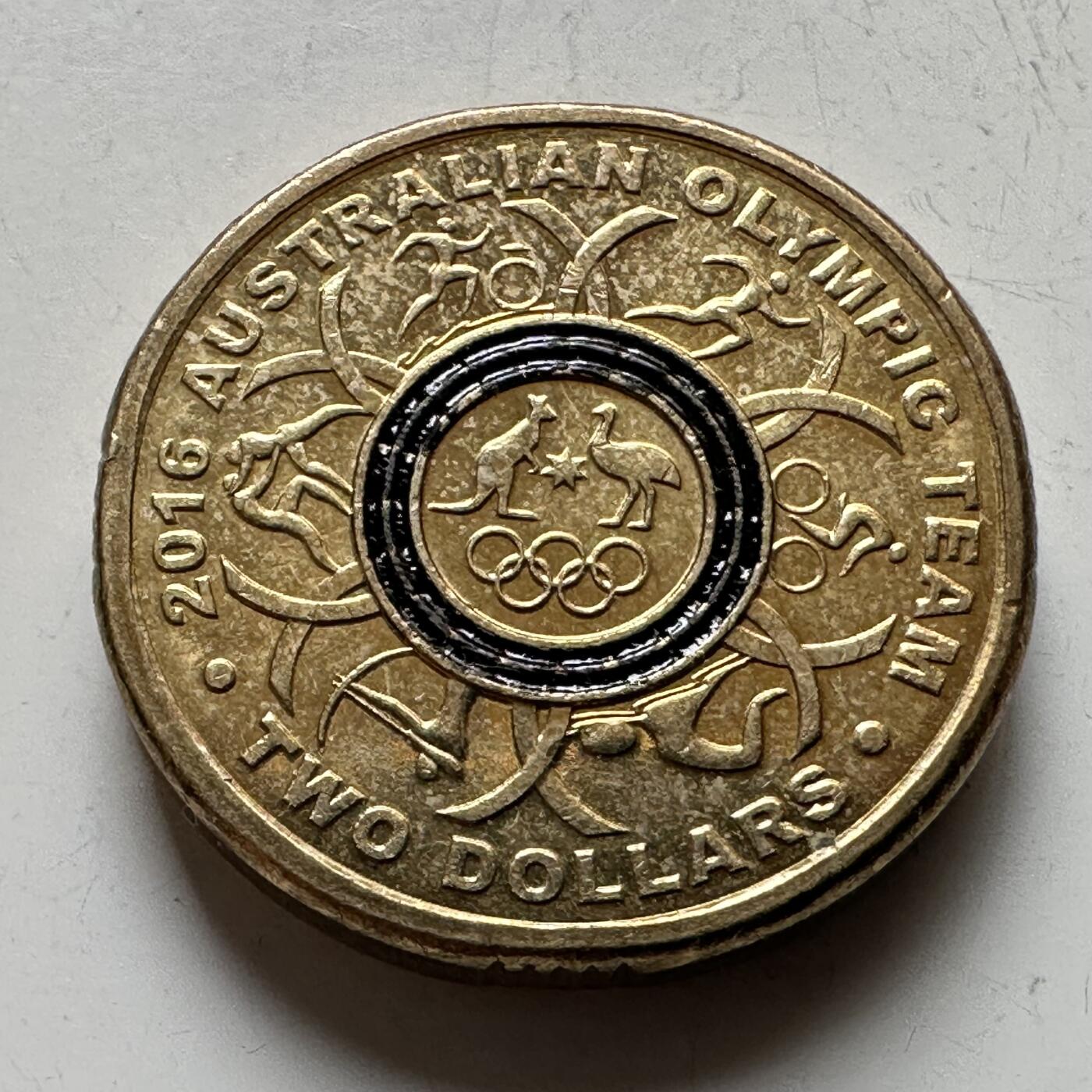 🌹外币初藏🌹🐯2026年第16场 快递将在12号停运 年前需发货的抓紧 ，年后正月十五恢复发货 澳大利亚2016年¥2彩色纪念币