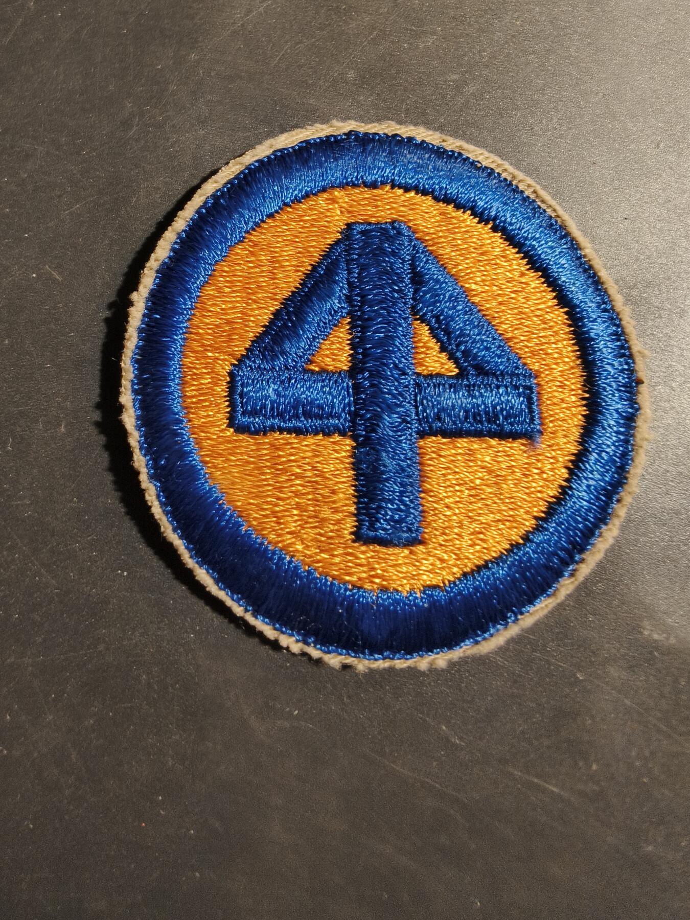 老王徽章第180期 二战时期美国陆军第44步兵师臂章