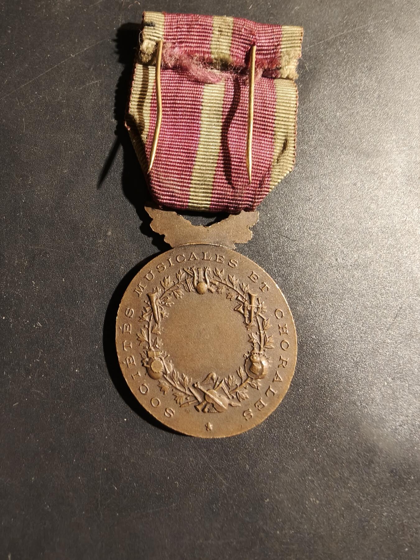 老王徽章第180期 法国铜级合唱协会奖章