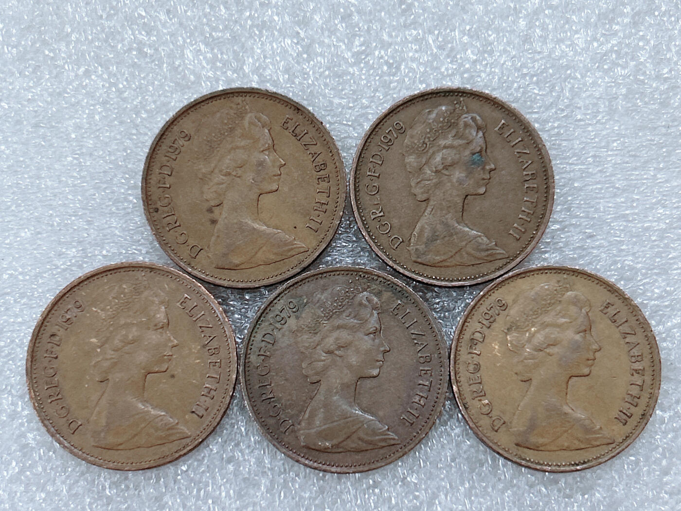 第一海外回流一元起拍收藏 散集专场  第299期 英国1979年2便士硬币 5枚