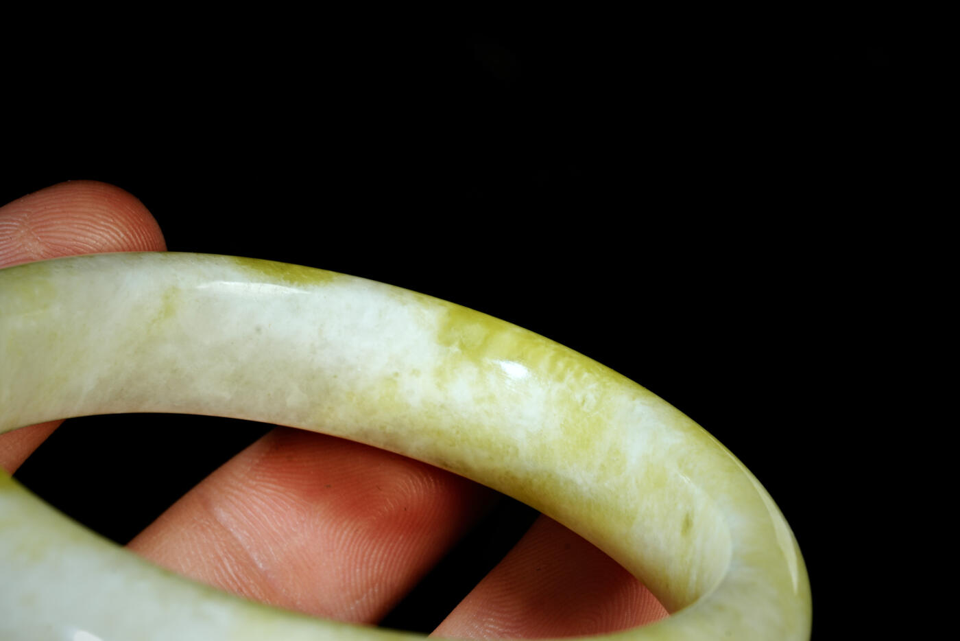 上海都达杂项专场二十一（全场包邮） 天然蓝田玉贵妃手镯90-56