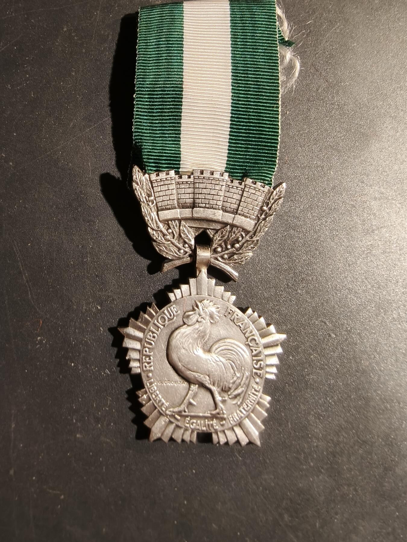 老王徽章第180期 法国银级地方嘉奖奖章