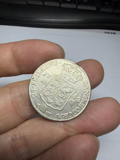 2025年集古藏今外币拍卖第二期-第4场—（总第304拍），可以寄存60天，满160元包邮。 - 1742年丹麦-挪威联合王国时期24斯基林银币，含银量80%-85%