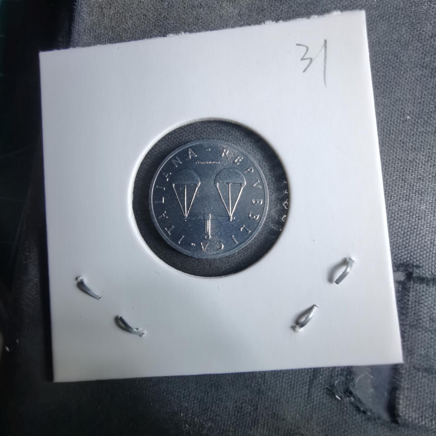 沼泽如烟--第985场 意大利1985年1里拉