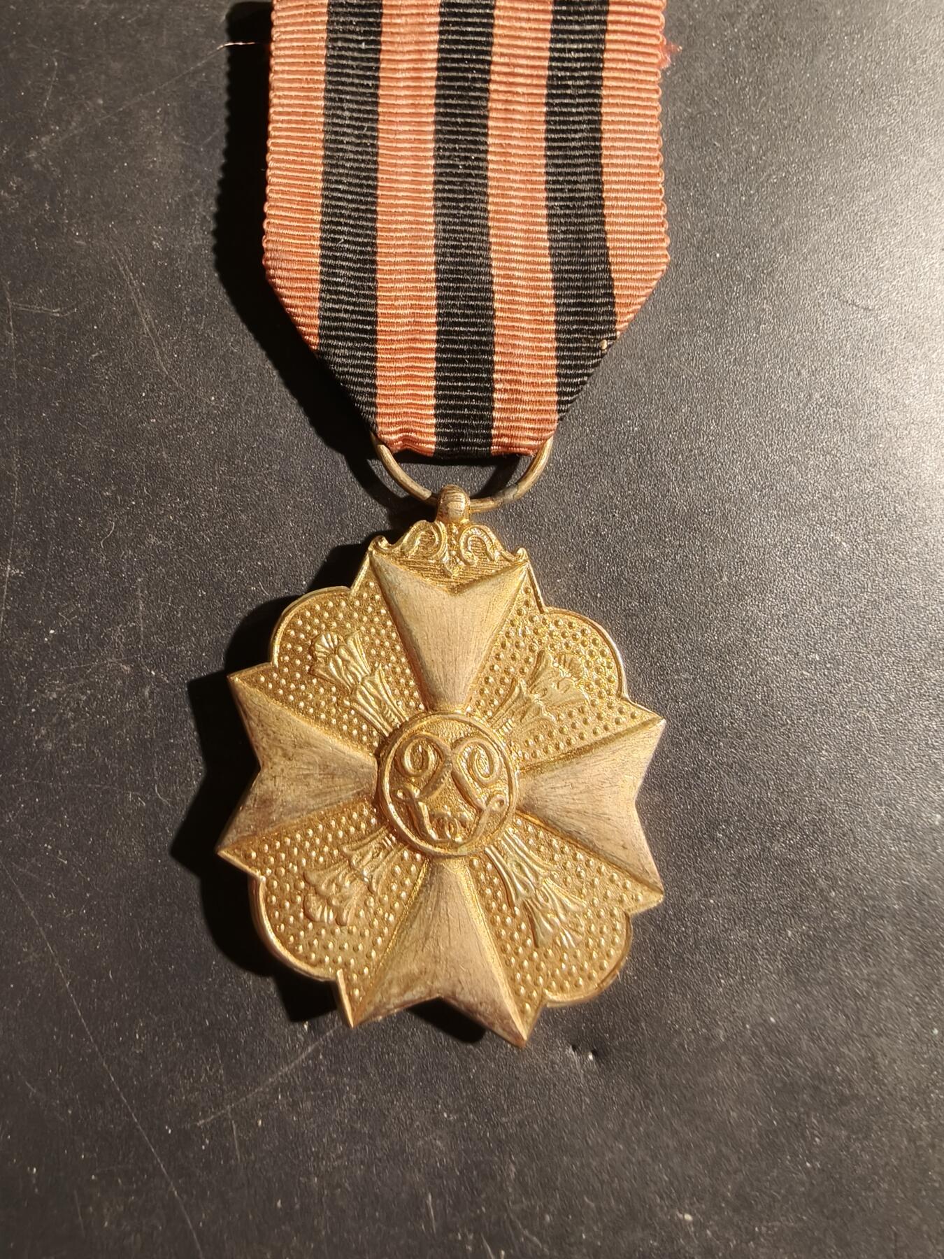 老王徽章第180期 比利时金级民事功绩奖章