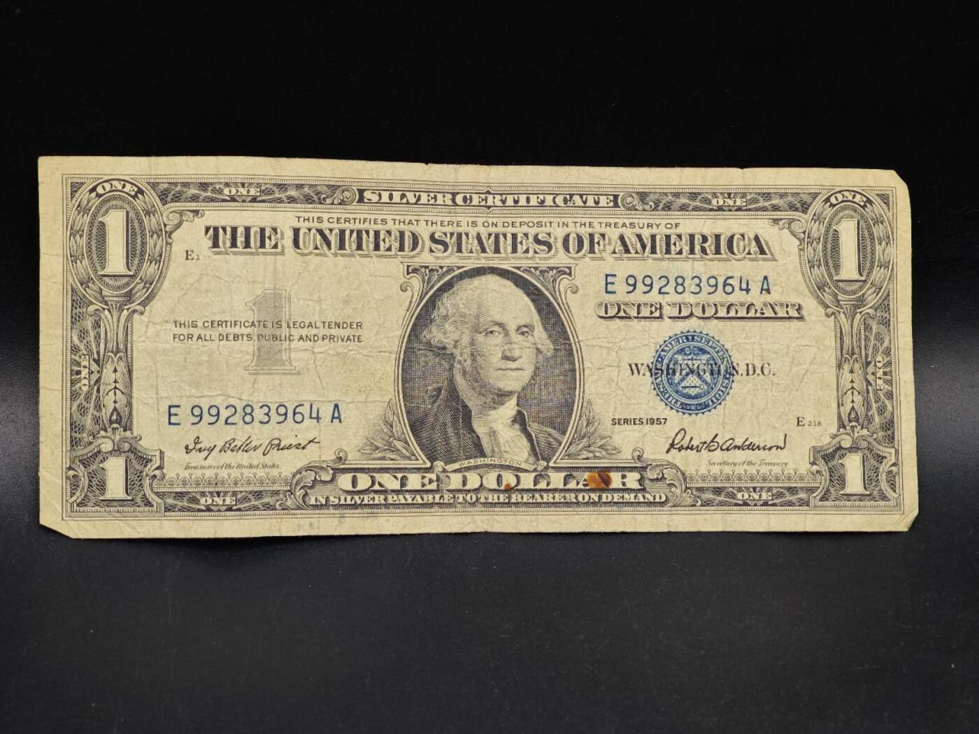 【淘币小摊】实时拍第八百六十四拍   无佣金纸币福利场   年前最后一周 之前的预留小年前全部发出 请更换最新收货地址  美国1957年一元银行券纸币【有折】