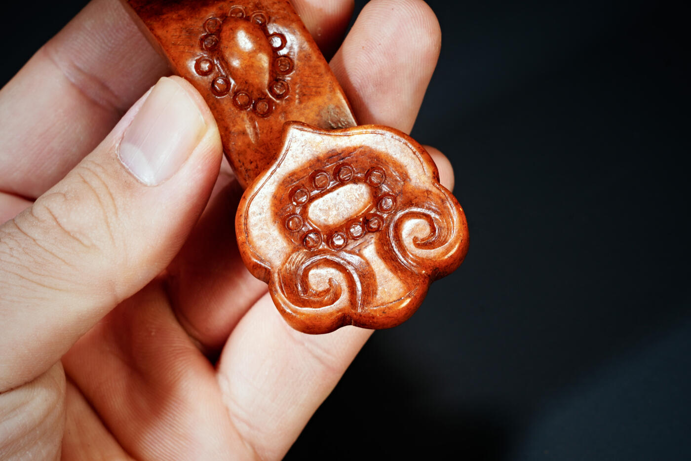 上海都达杂项专场二十一（全场包邮） 古玉玉如意手把件90-60