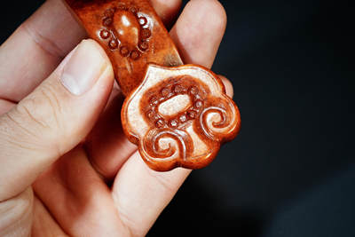 上海都达杂项专场四十七【全场包邮】  古玉玉如意手把件90-60