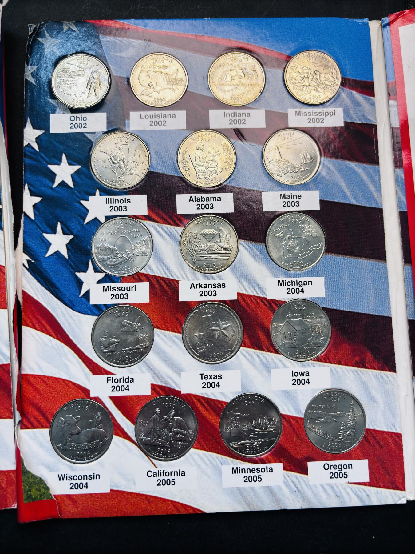 文馨钱币收藏第 293 场，春节前最后一期全部发出，将不予寄存，请悉知 好品美国 51 州币纪念币 25 美分一本，册子不完整