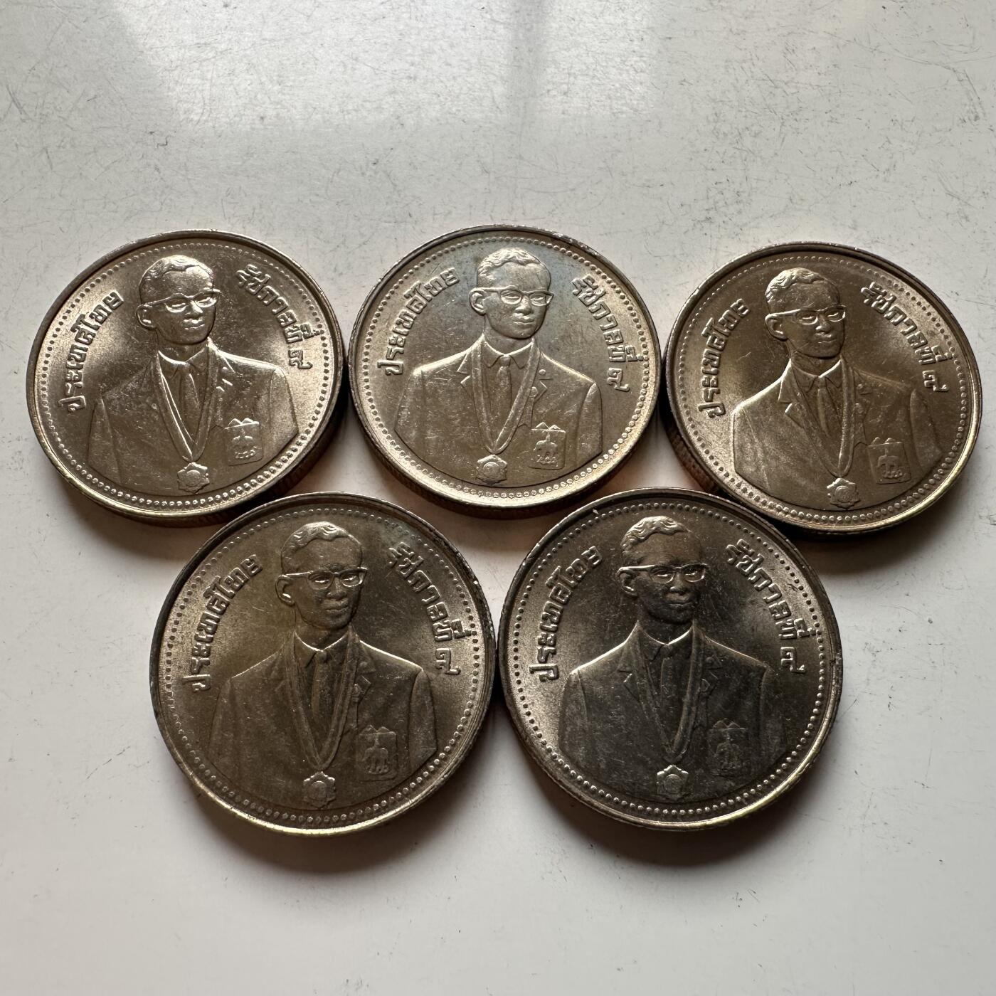 🌹外币初藏🌹🐯2026年第16场 快递将在12号停运 年前需发货的抓紧 ，年后正月十五恢复发货