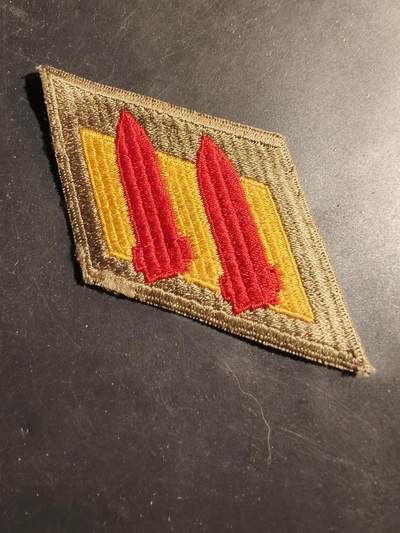 老王徽章第180期 - 二战时期美国陆军第二海岸炮兵区臂章