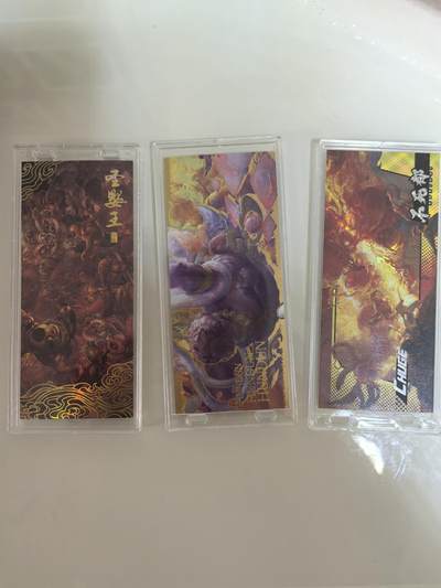 卡牌限时029期专场（6日晚21点截拍） - 卡联社-徐子晖典藏系列-尺寸56×127，三张带官方保护砖全新
