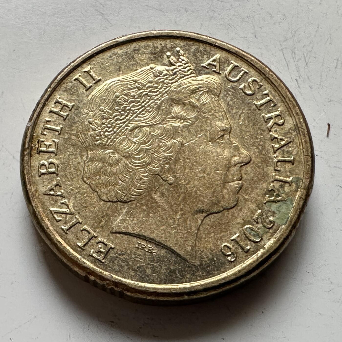 🌹外币初藏🌹🐯2026年第16场 快递将在12号停运 年前需发货的抓紧 ，年后正月十五恢复发货 澳大利亚2016年¥2彩色纪念币