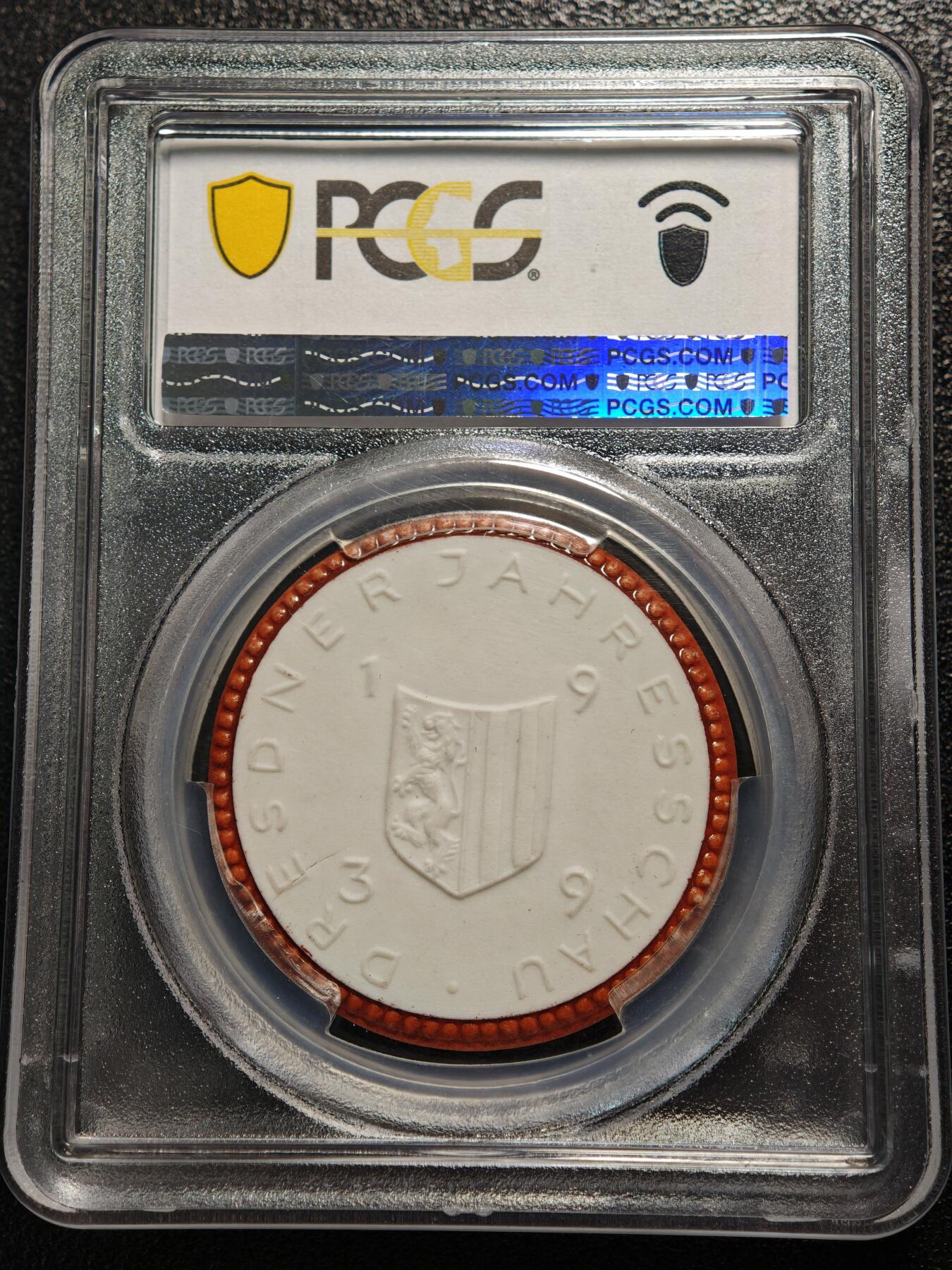 【德藏】世界币章拍卖第164期（拍品征集中~欢迎藏友联系） 唯一冠军分！1939年 德国民族社会主义工人党守卫德雷斯顿万字3色陶瓷纪念章 PCGS MS66 状态极佳 难得一见（原图请联系客服，或查询评级公司官网）