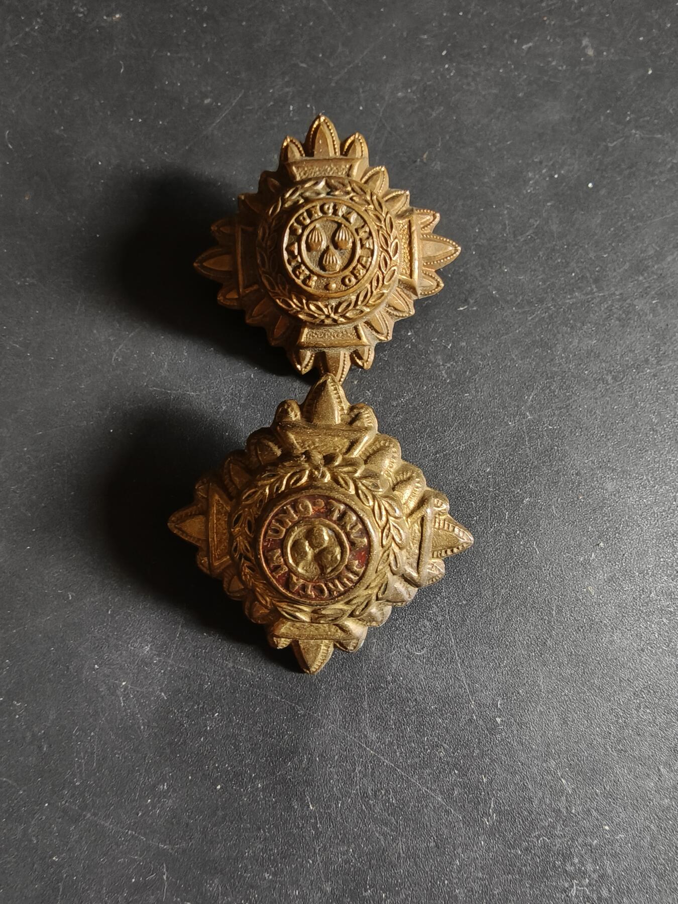 老王徽章第180期 英国军衔配饰一组    巴斯星    一战时期