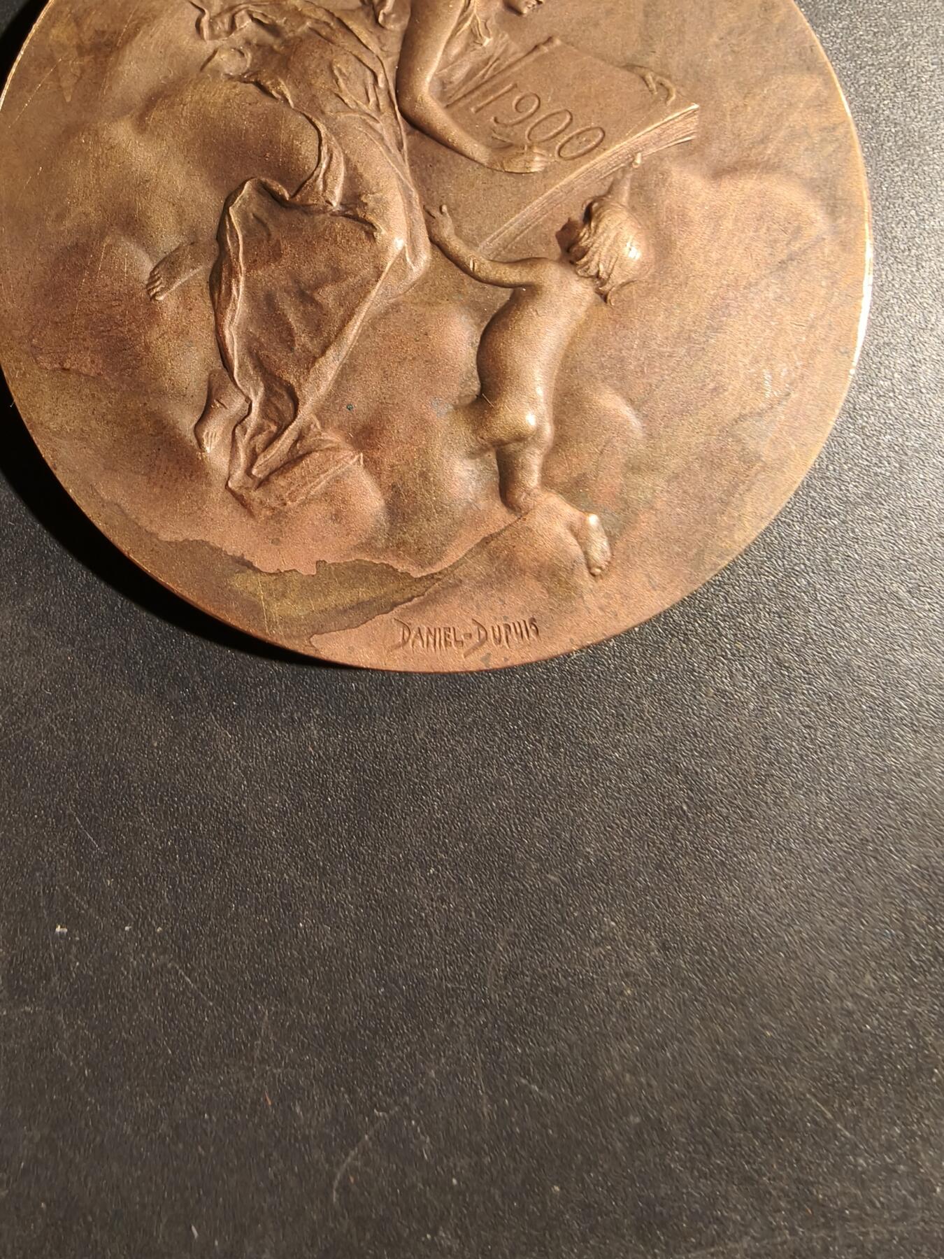 老王徽章第180期 法国巴黎铸币局大铜章     大师丹尼尔·杜普伊作品     直径50mm     重量55.6g
