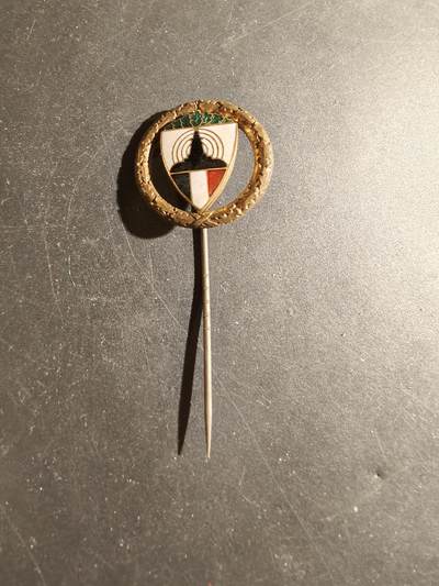 老王徽章第180期 - 德国基夫霍伊泽老兵协会针插