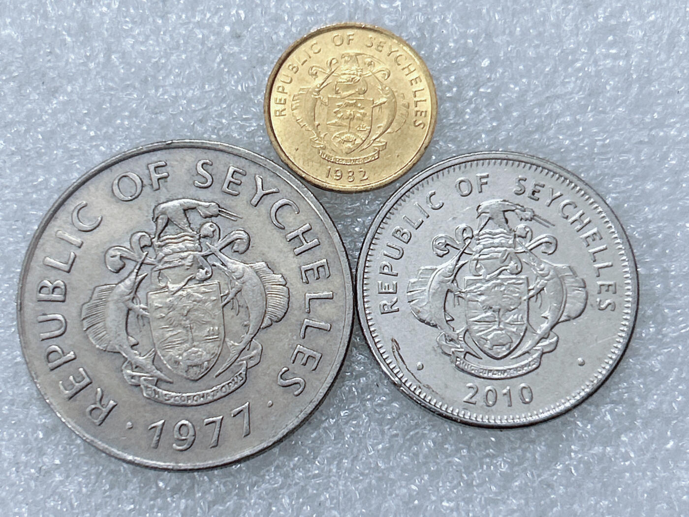 第一海外回流一元起拍收藏 散集专场  第299期 塞舌尔硬币 3枚