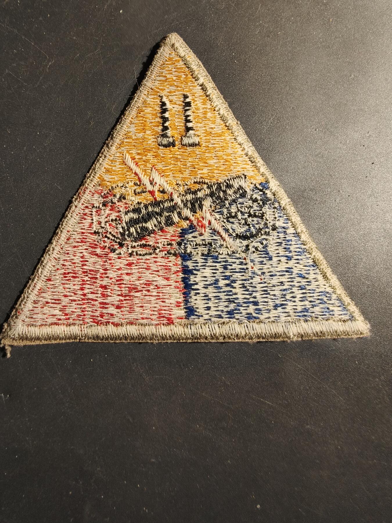 老王徽章第180期 美国陆军第11装甲师臂章