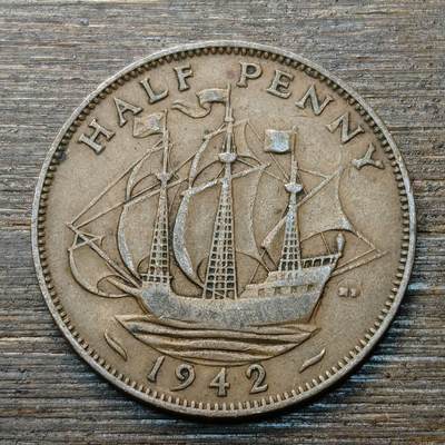 【铜匠收藏】★第146★散币专场 不寄存，30包邮。不满30元，支付5元运费。《接受代拍 代送NGC评级》 - 19【无寄存】1942年  英国半便士 铜币 乔冶六世帆船
