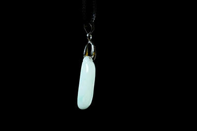 上海都达杂项专场90【全场包邮】  天然冰糯种飘绿翡翠（A货）精雕《福瓜》挂件90-101