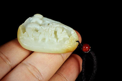 上海都达杂项专场四十七【全场包邮】  天然和田玉精雕《龙行天下》挂件90-94