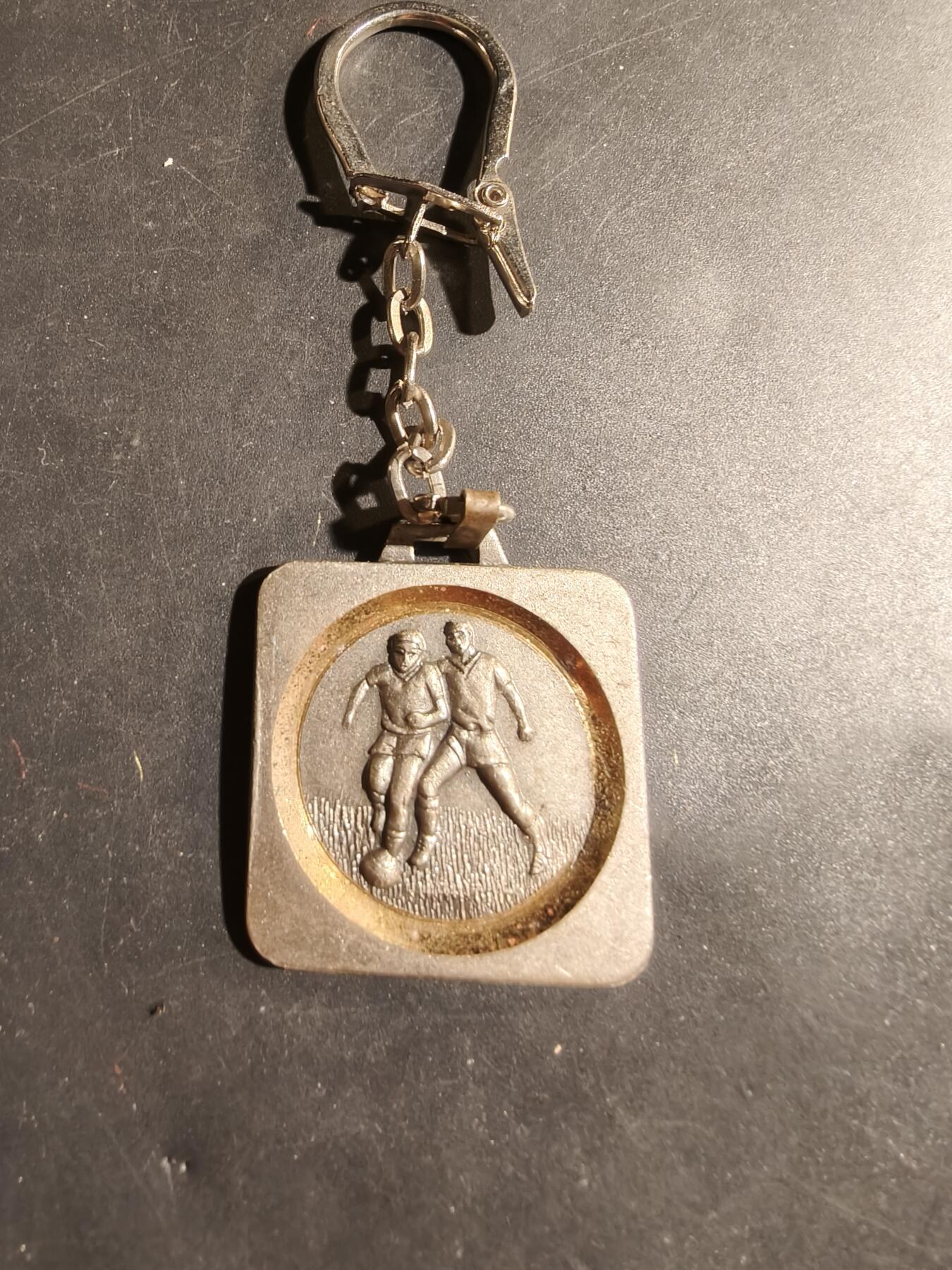 老王徽章第180期