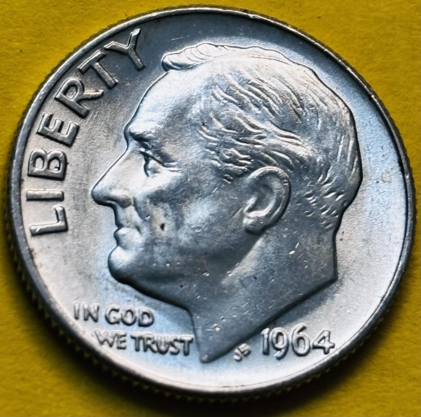 文馨钱币收藏第 293 场，春节前最后一期全部发出，将不予寄存，请悉知 原光好品 1964 年美国罗斯福 10 美分银币  2.5 克 900 银