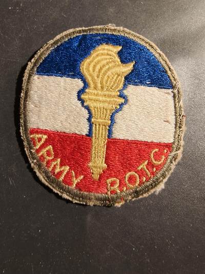 老王徽章第180期 - 美国陆军预备军官团臂章