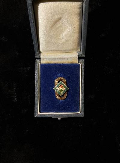 欢庆春节！戎马世界章牌大赏第111期春节大拍 - 匈人共优秀体育工作者奖，带盒