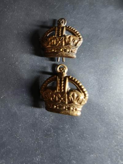 老王徽章第180期 - 英国军衔配饰一组  都铎王冠    一战时期