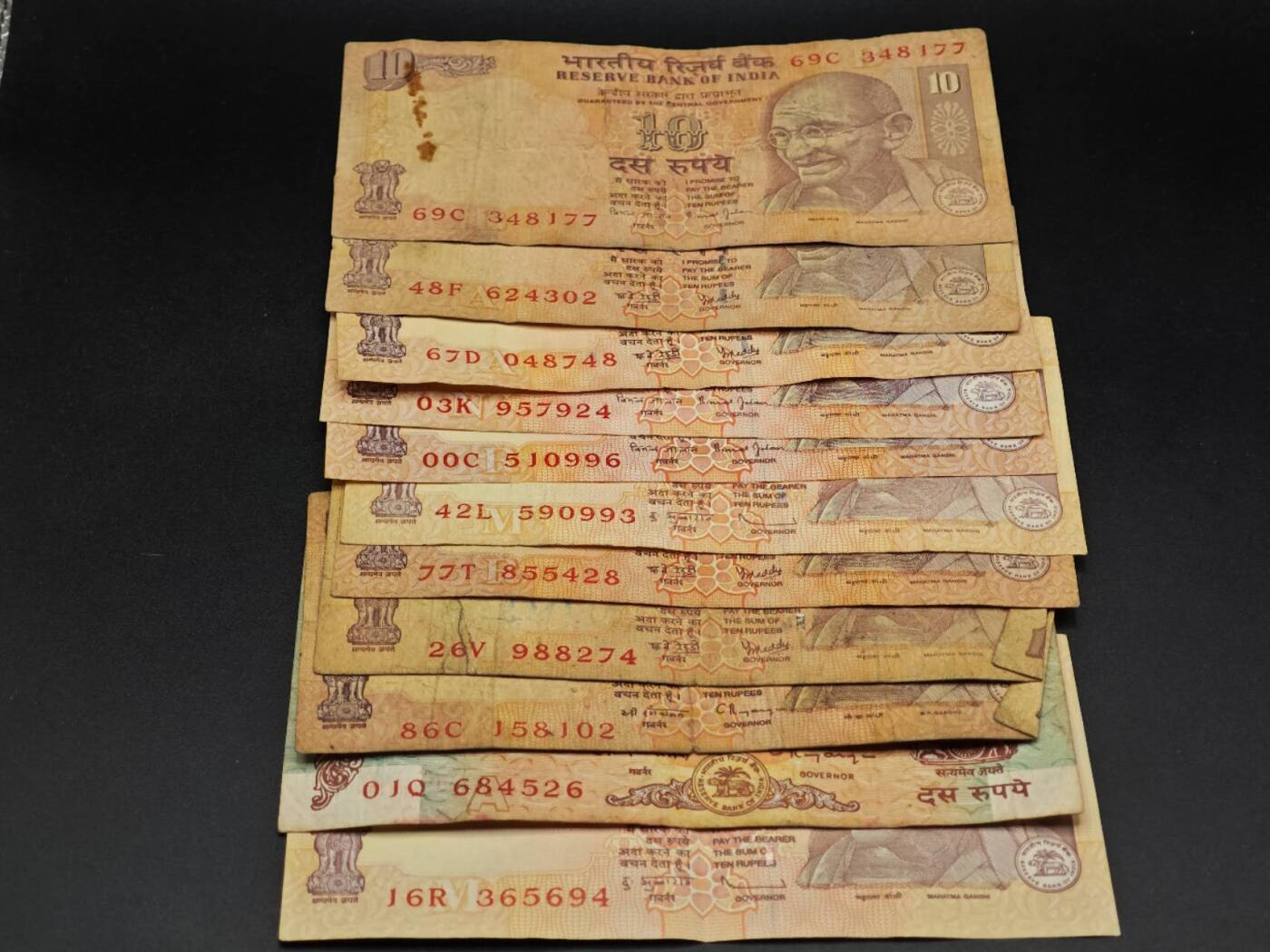 【淘币小摊】实时拍第八百六十四拍   无佣金纸币福利场   年前最后一周 之前的预留小年前全部发出 请更换最新收货地址  印度10卢比纸币11张【有折】