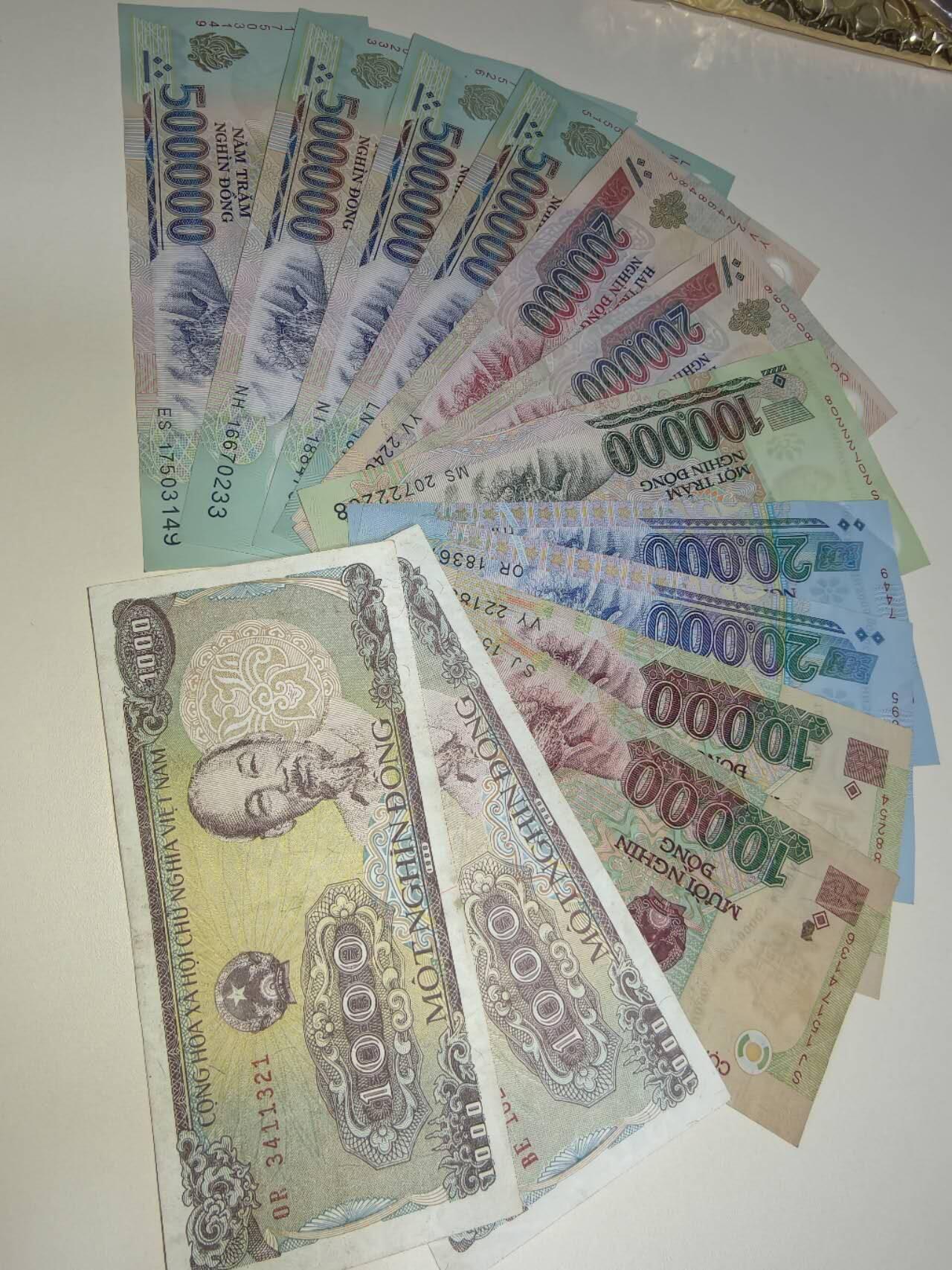 春节钱币瓷器清货捡漏拍场